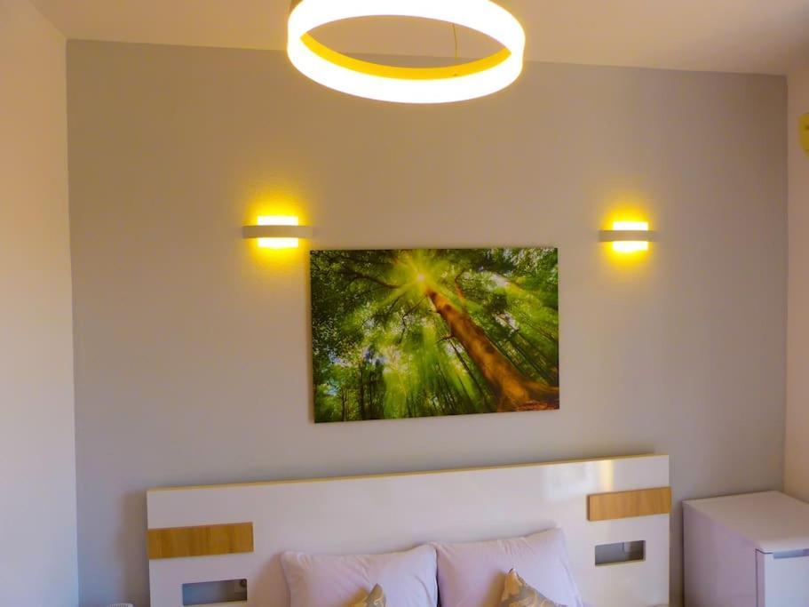 Live-Inn Stunning Apartment On Azneft Sq With President Palace & Old City Views Baku Ngoại thất bức ảnh